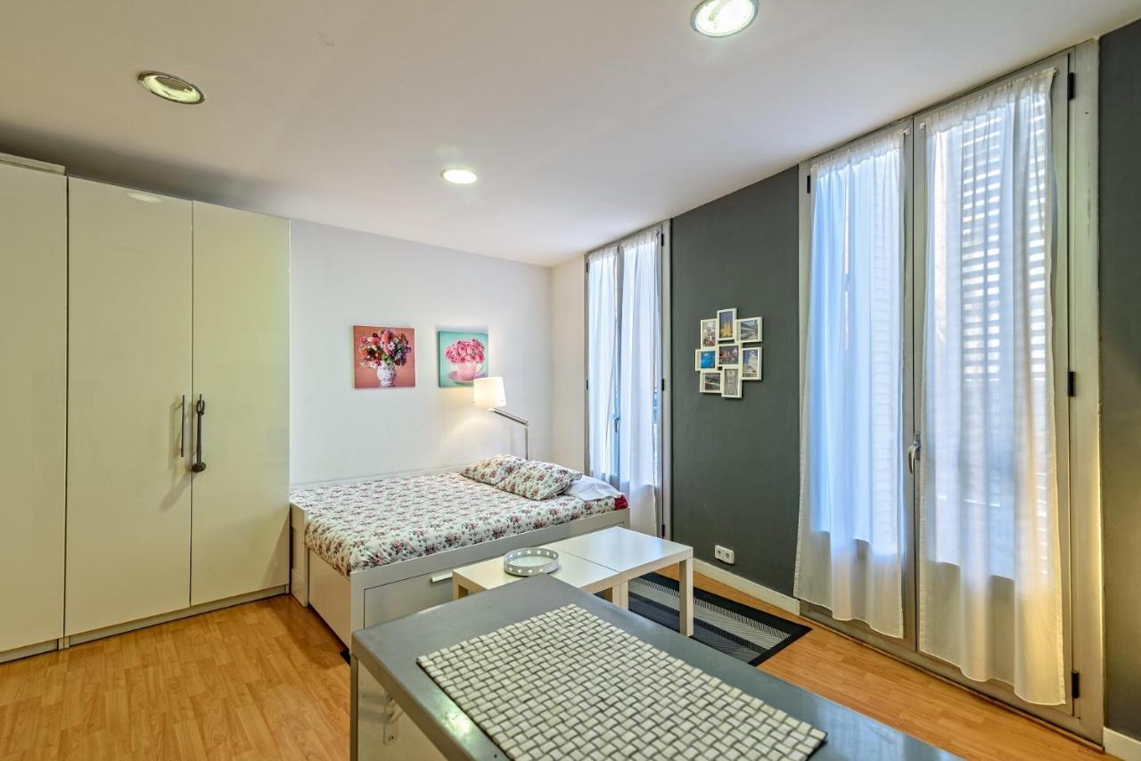 Loft En Badalona Centro Apartment Luaran gambar
