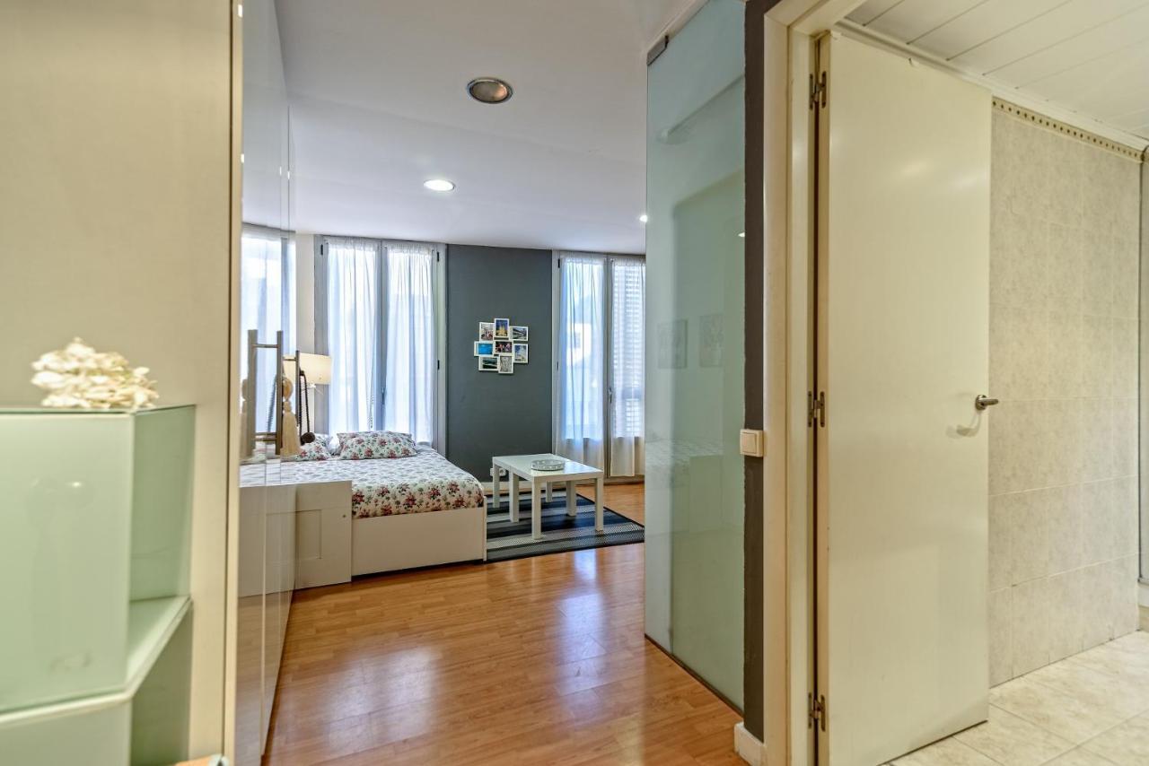 Loft En Badalona Centro Apartment Luaran gambar